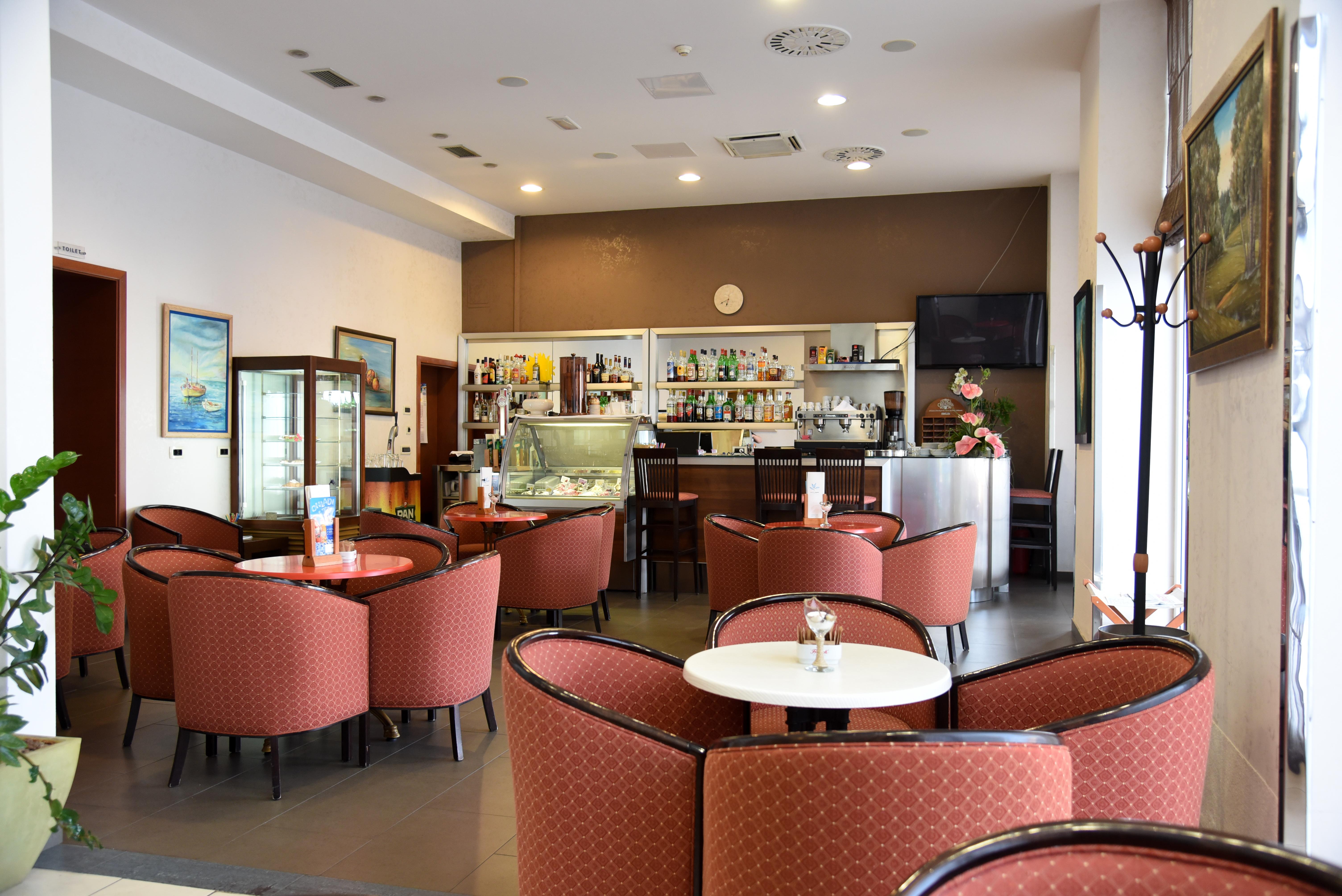 Hotel Park Ловран Экстерьер фото
